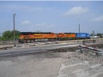 BNSF 7539  8Apr2011  Sitting in the Yard at Adams Street 